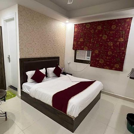 Hotel O Alpha Stay 뉴델리 외부 사진