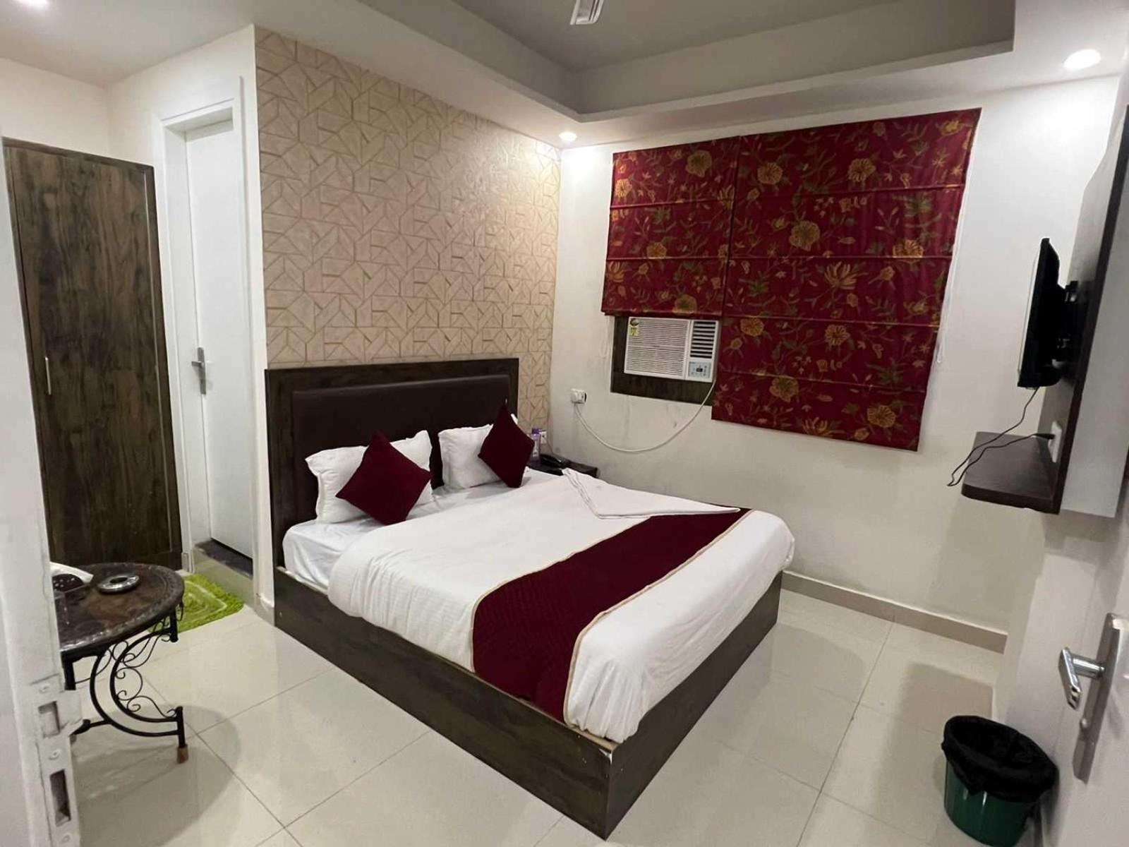 Hotel O Alpha Stay 뉴델리 외부 사진